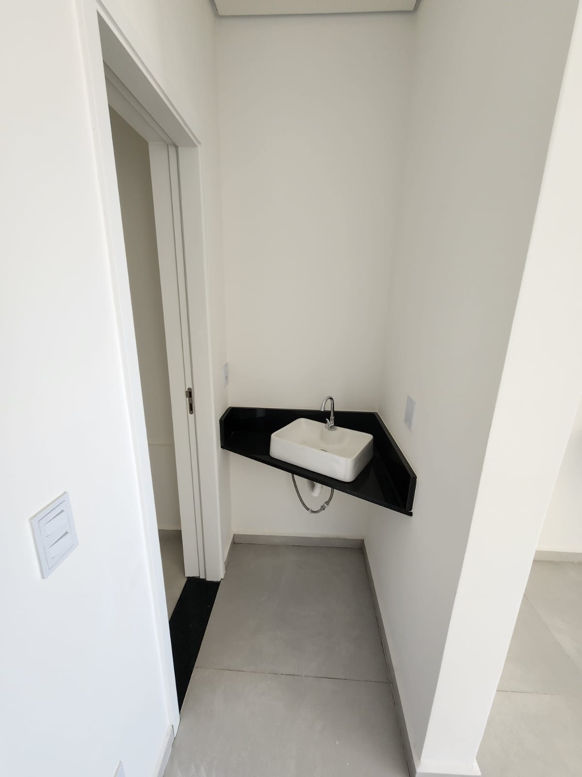 Apartamento alto padrão com 3 suítes à venda, 108m² por R$ 960.000 – Torre Alpha Versailles – Centro – Sorocaba/SP