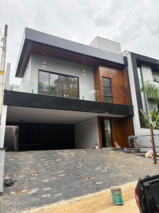 Casa assobradada nova com 3 suítes à venda no Gramados de Sorocaba – Sorocaba/SP