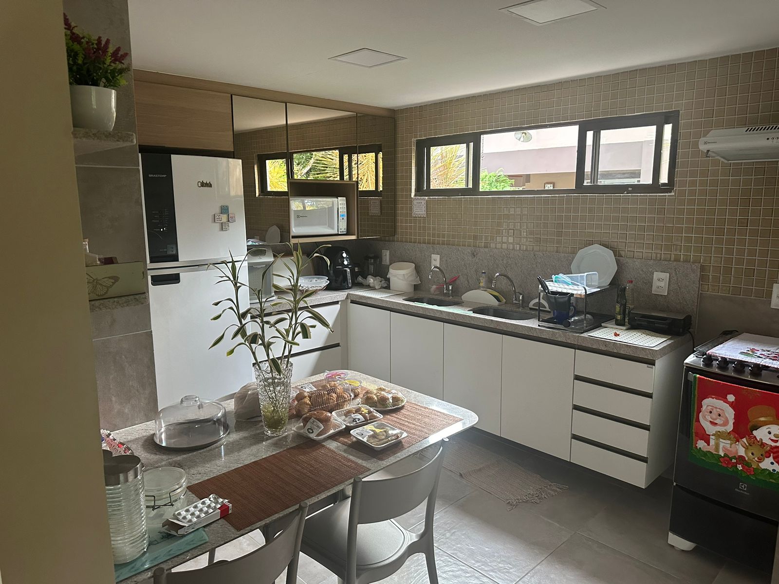 CASA VENDA - CLUBE CAMPO ALVORADA 