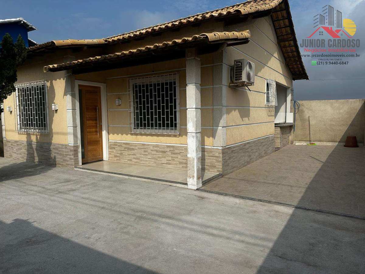 CASA REFORMADA NO CONDOMÍNIO NOVA ITABORAÍ - 2 QUARTOS E TERRENO AMPLO