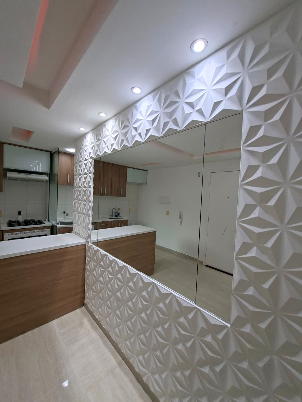 Apartamento Moderno e Desocupado no Condomínio Caminho dos Lagos, Itaboraí