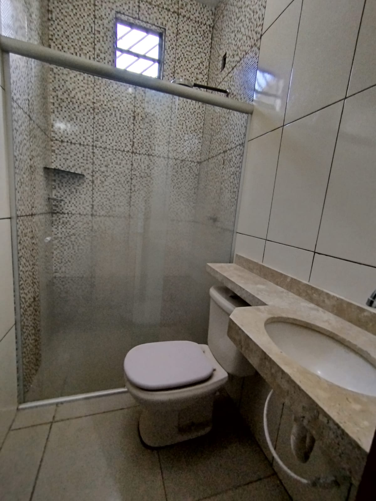 Casa pra locação com 7 quartos.