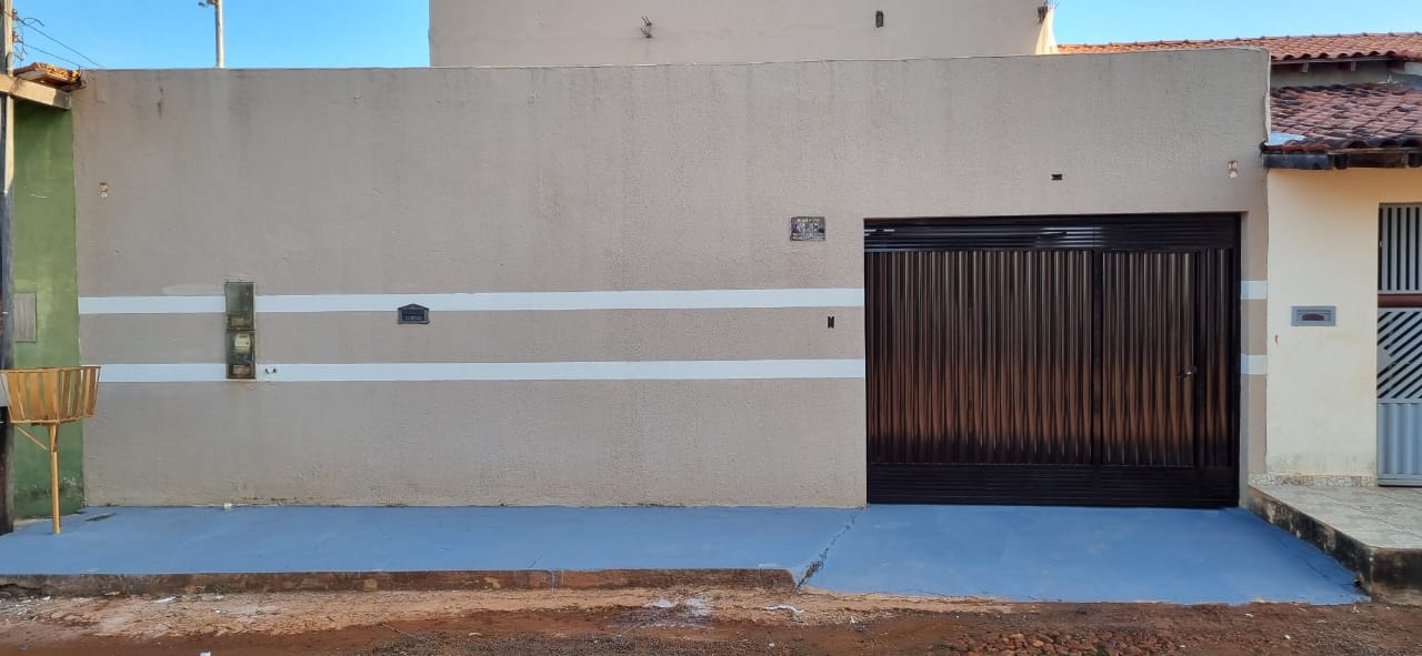 Casa pra locação com 7 quartos.