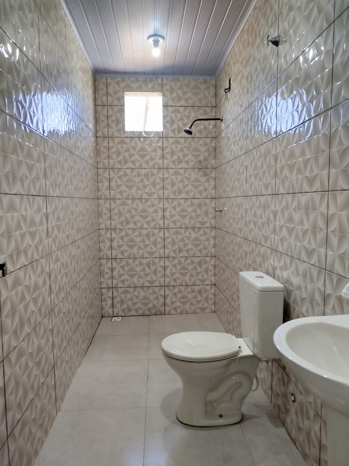 Casa pra locação com 7 quartos.