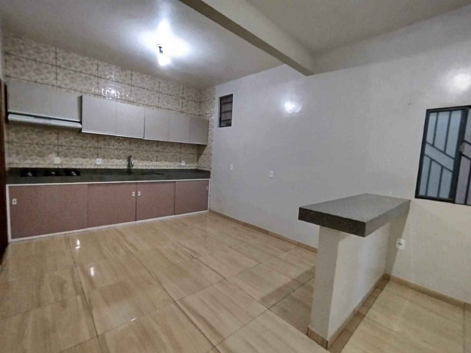 Casa pra locação com 7 quartos.