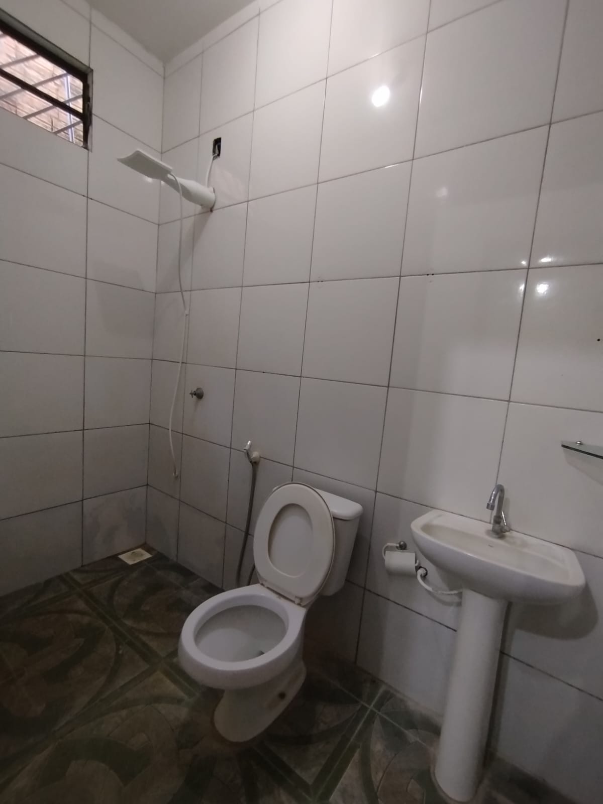 Casa pra locação com 7 quartos.