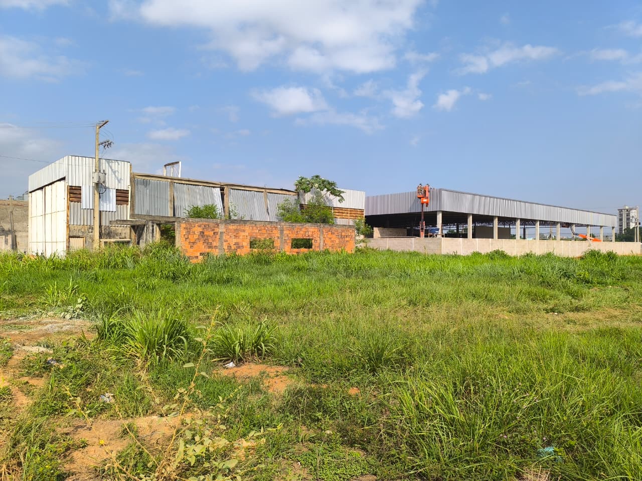 Lote comercial - Venda