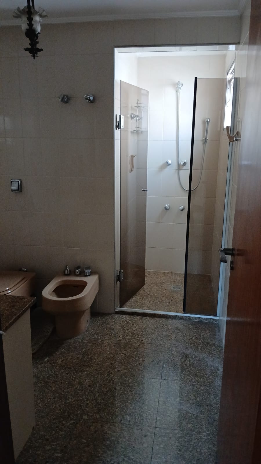 Amplo Apto para Locação em Perdizes – 220m² com 3 Dormitórios e 2 Vagas