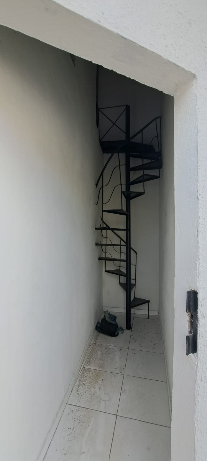 Casa com 02 pontos Comercias - 90 m²