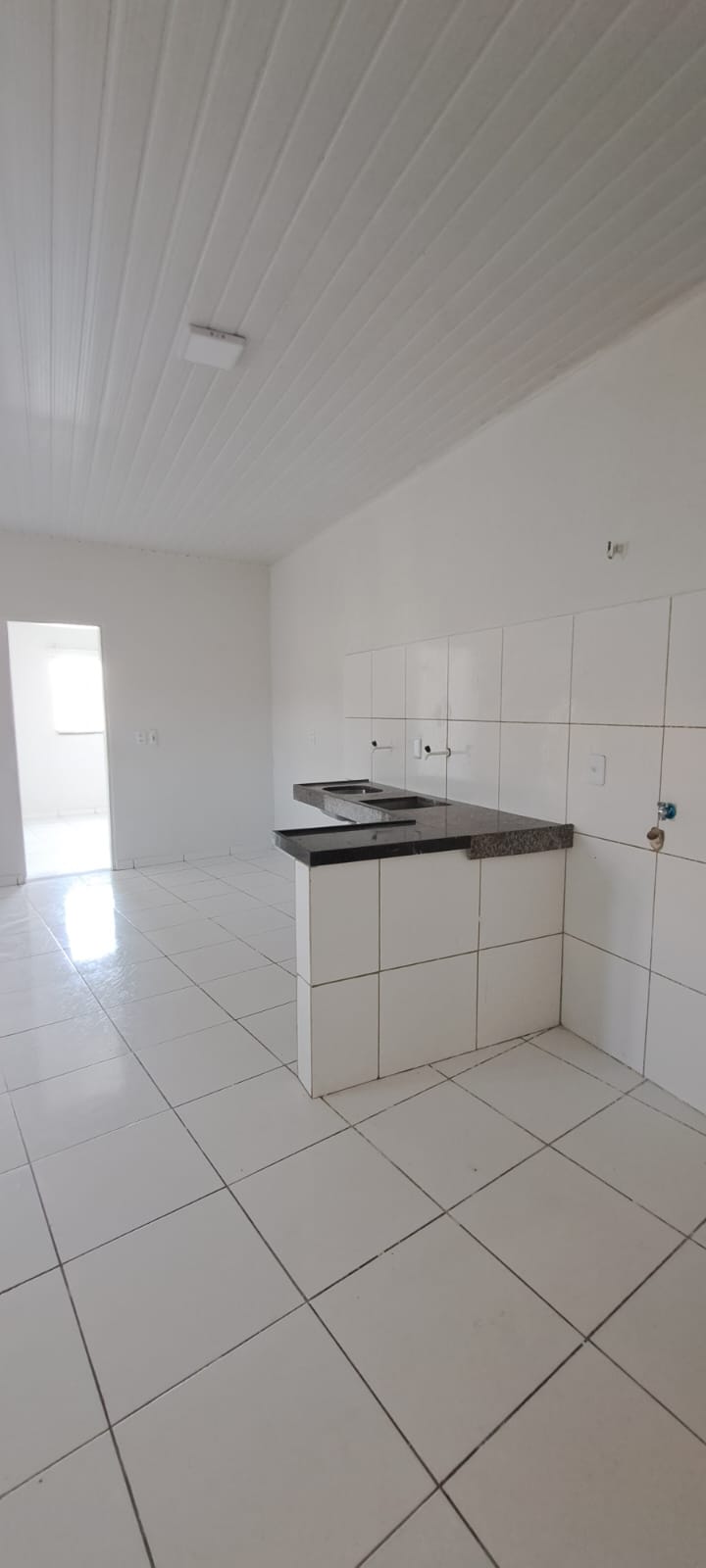 Casa com 02 pontos Comercias - 90 m²