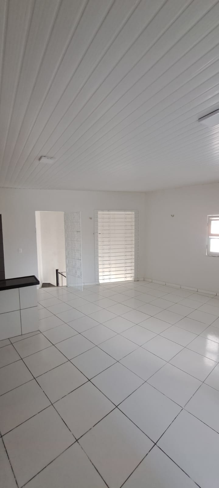 Casa com 02 pontos Comercias - 90 m²