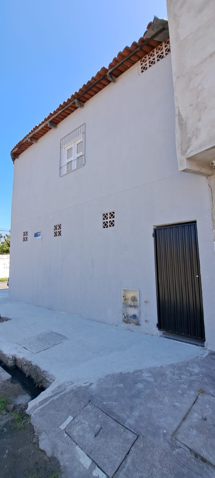 Casa com 02 pontos Comercias - 90 m²