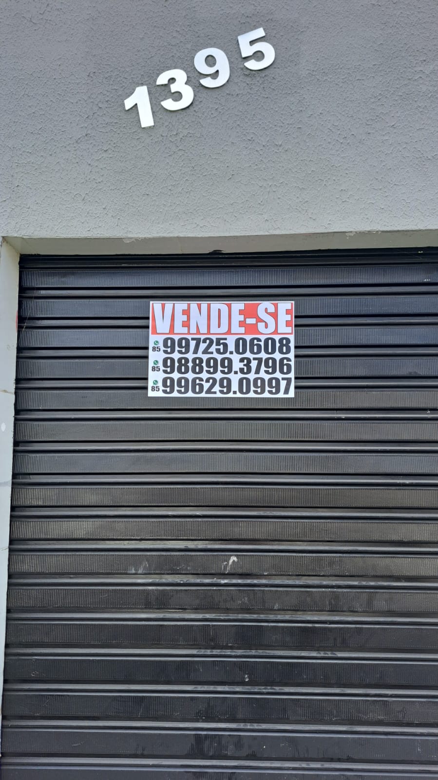 Casa com 02 pontos Comercias - 90 m²