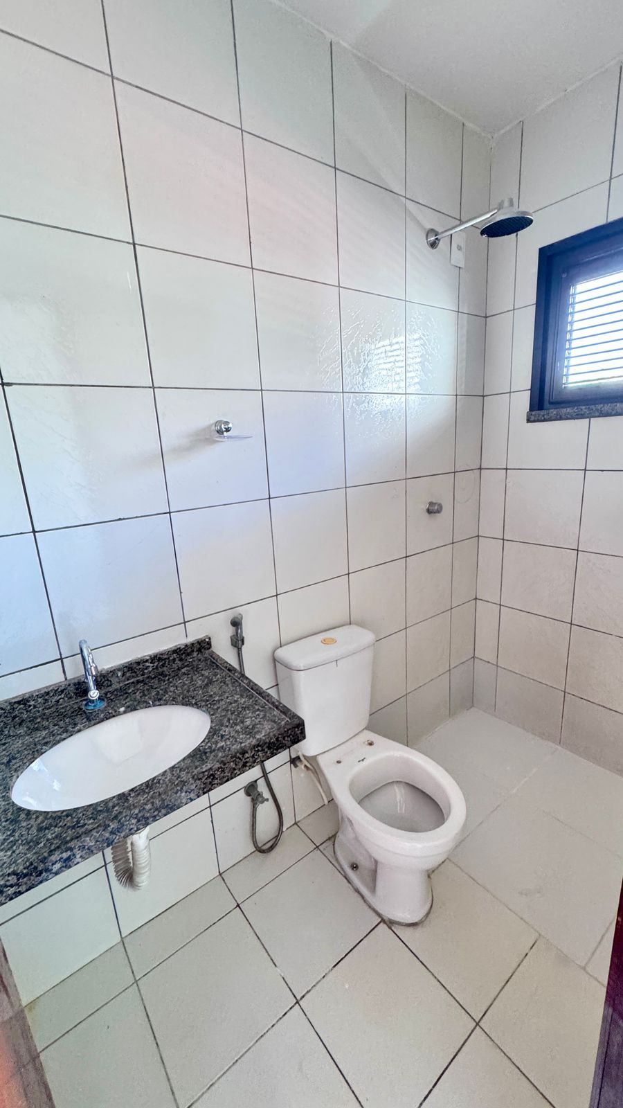 Casa Duplex com 03 quartos, 02 suítes e vaga para 03 carros - PLANALTO AYRTON SENNA