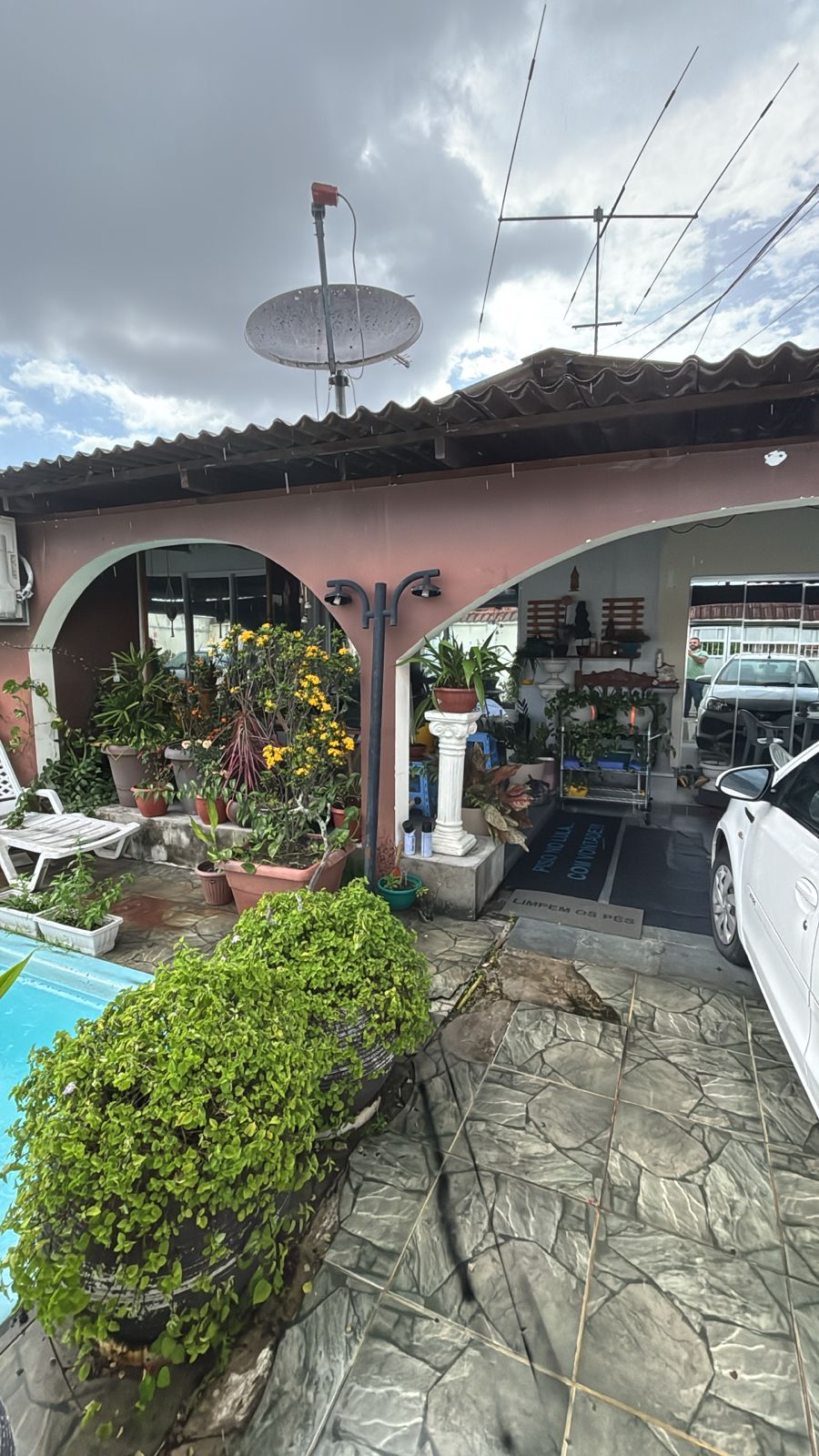 Impecável Casa no Conjunto Hileia