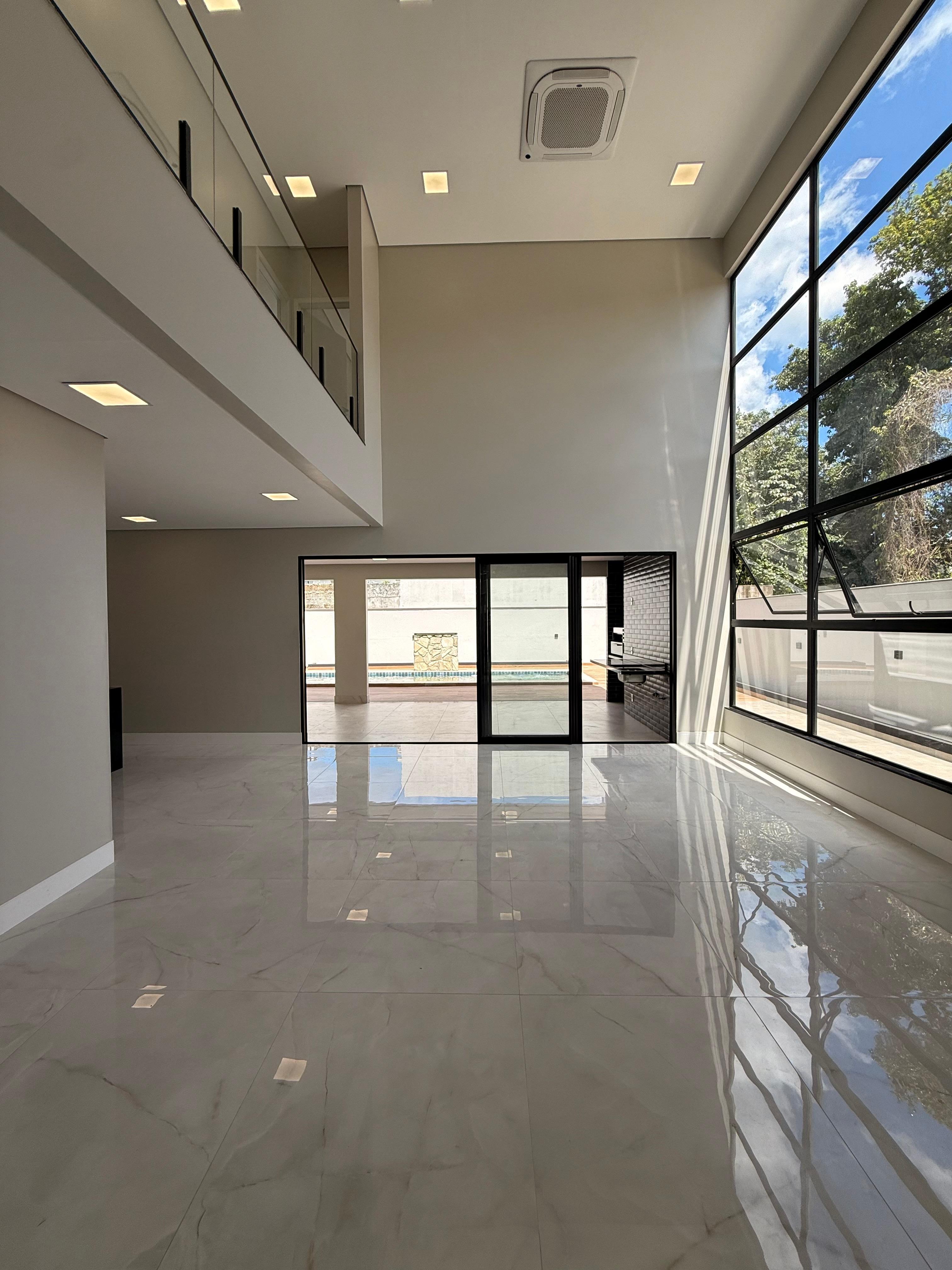 Casa duplex - Venda