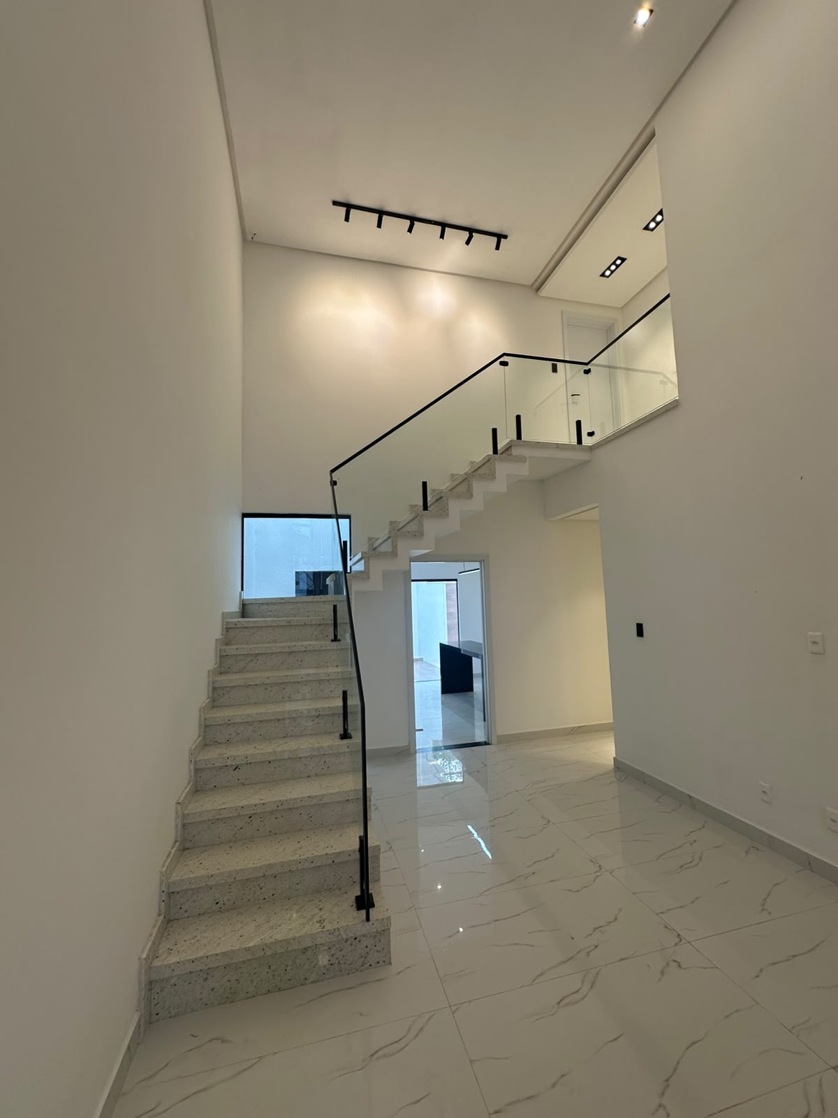 Confortável Casa duplex no Santo Agostinho em Manaus Novo