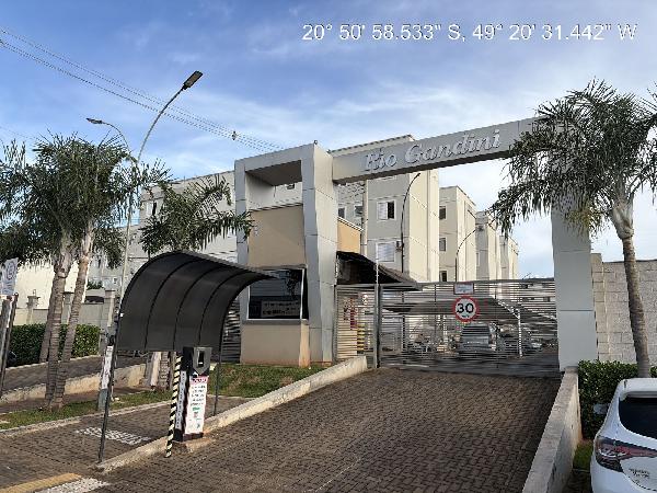 Apartamento - Venda