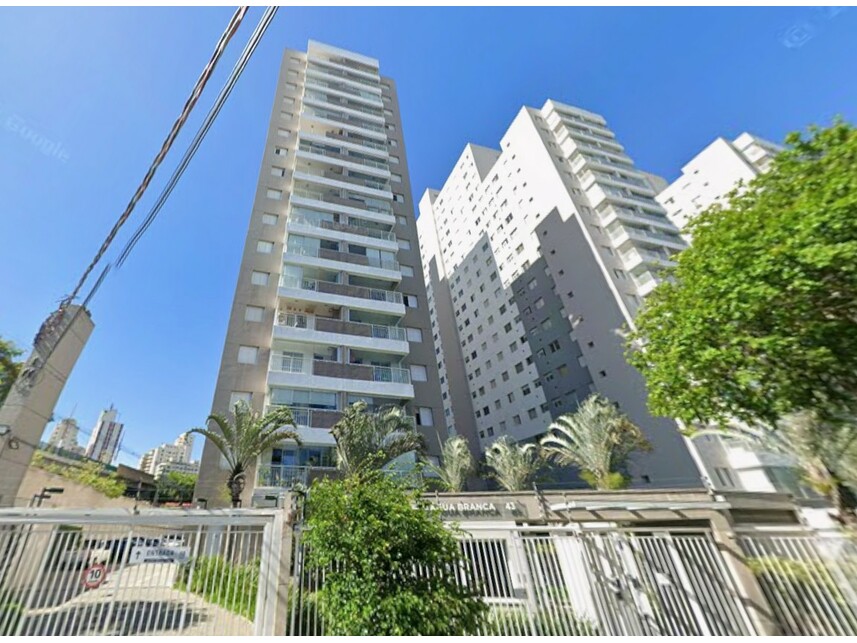 Apartamento à venda em leilão