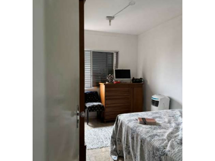 Apartamento à venda em leilão