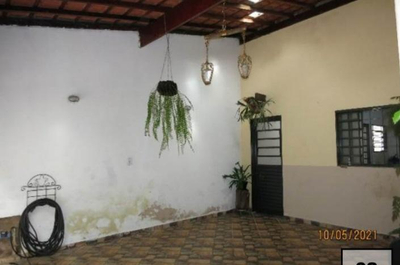 Casa, a.t. 172m², a.c. 155m², 3 dorms, res. américo alves margarido