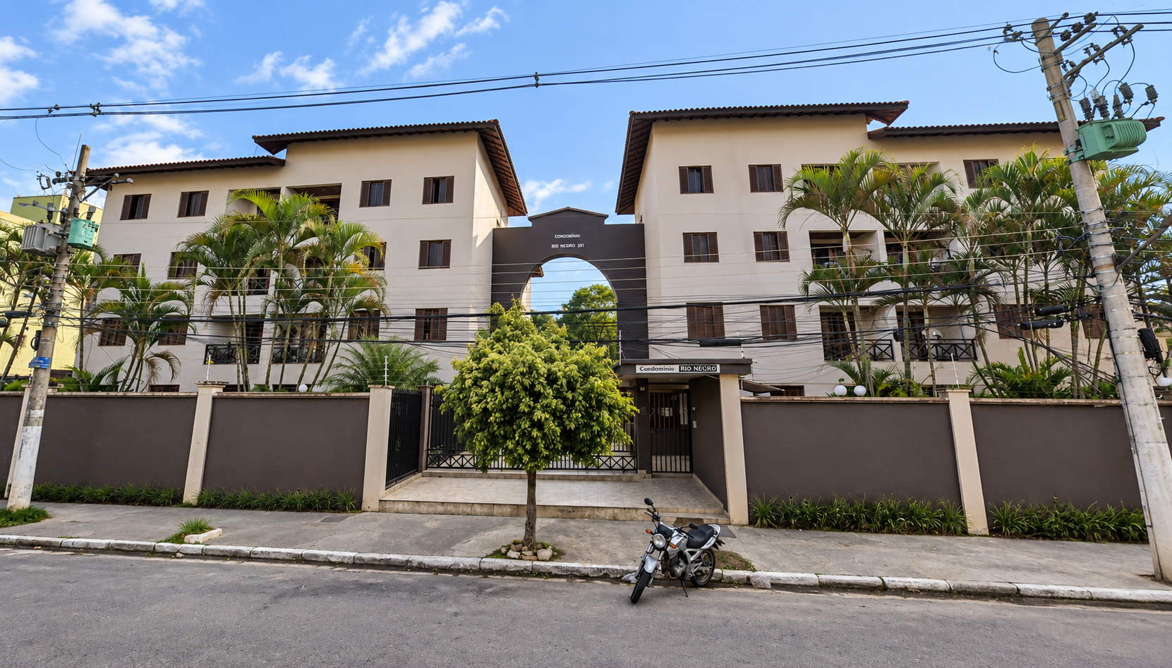 Apartamento com 71m² e vaga de garagem no edifício juruá em guarulhos/sp