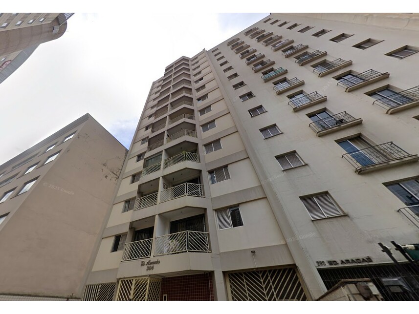 Apartamento à venda em leilão