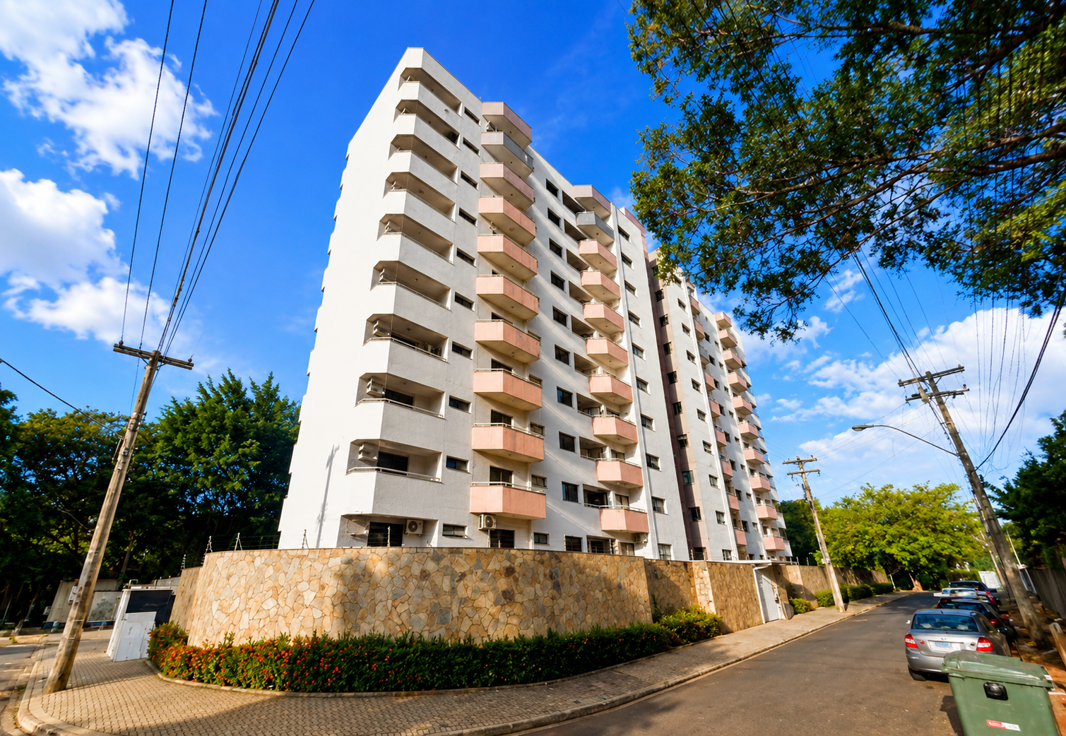 Cobertura com 389m² e 3 vagas no edifício beira rio em jaguariúna/sp
