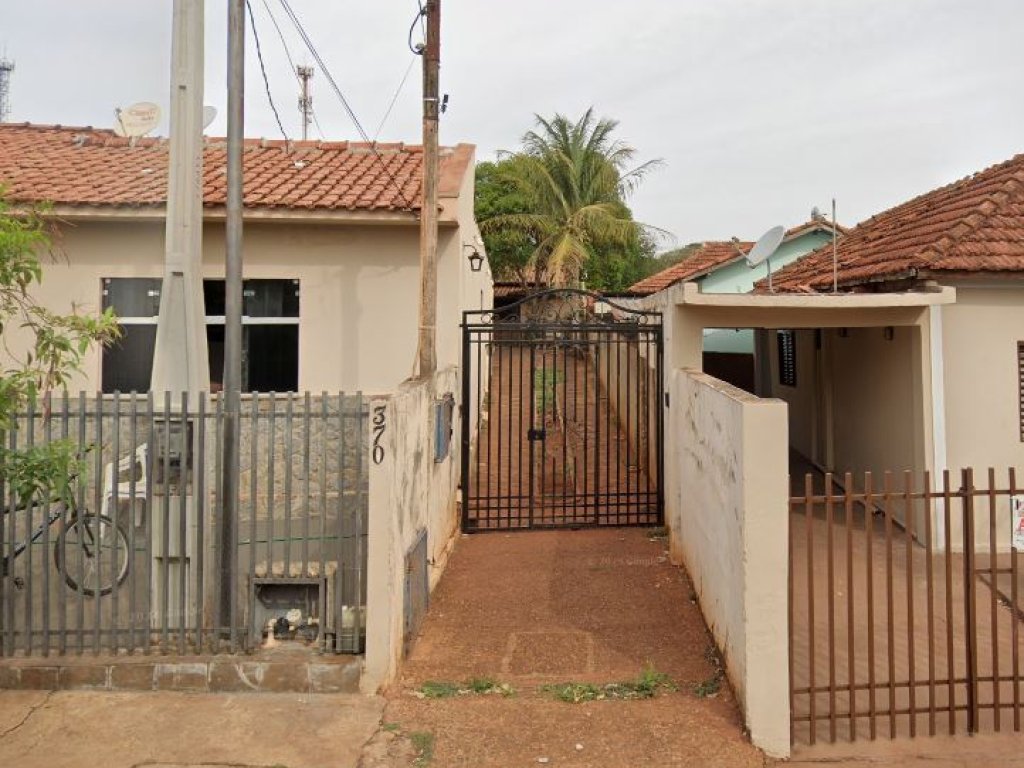 Casa em leilão em Santa Cruz do Rio Pardo - SP
