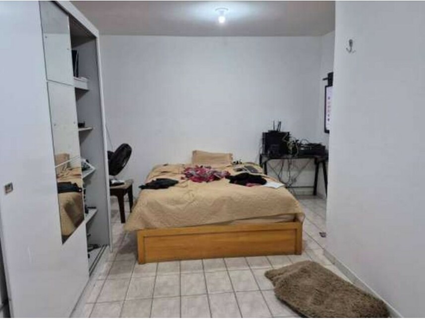 Sobrado à venda em leilão
