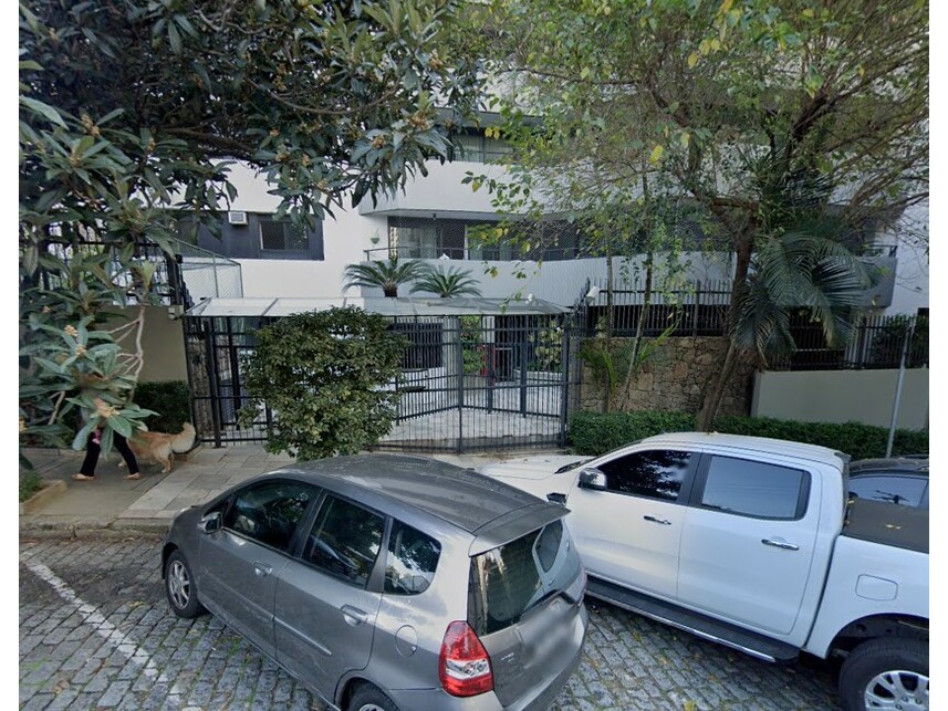 Apartamento à venda em leilão