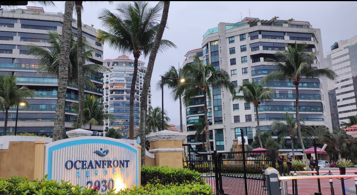 Apartamento 134 m², 2 vagas, ocean front resort — av. lucio costa
