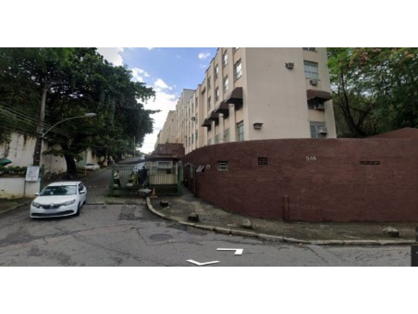 Apartamento à venda em leilão
