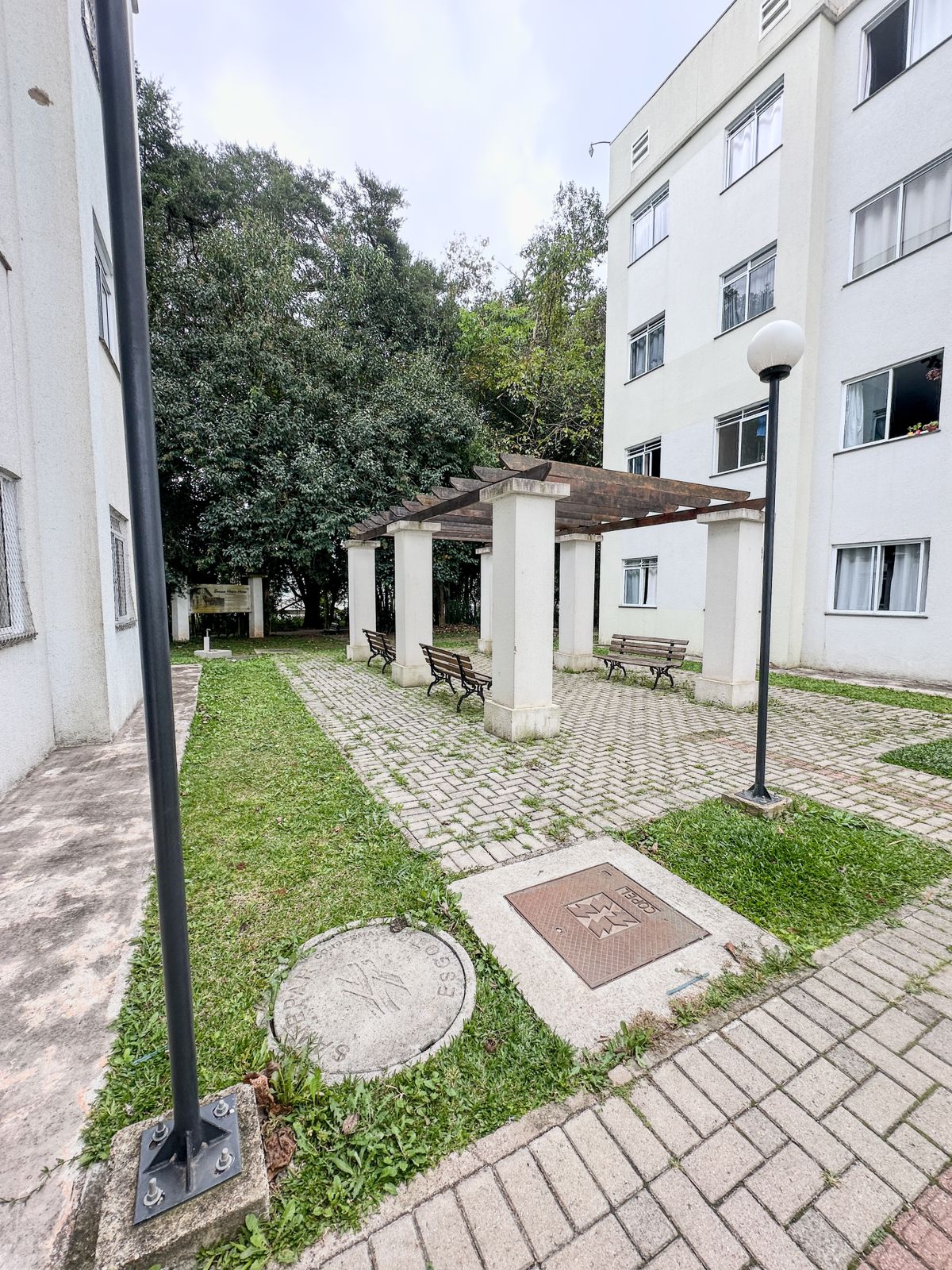 Apartamento à Venda no Tindiquera, Araucária - 2 Quartos, 1 Vaga, 52m²