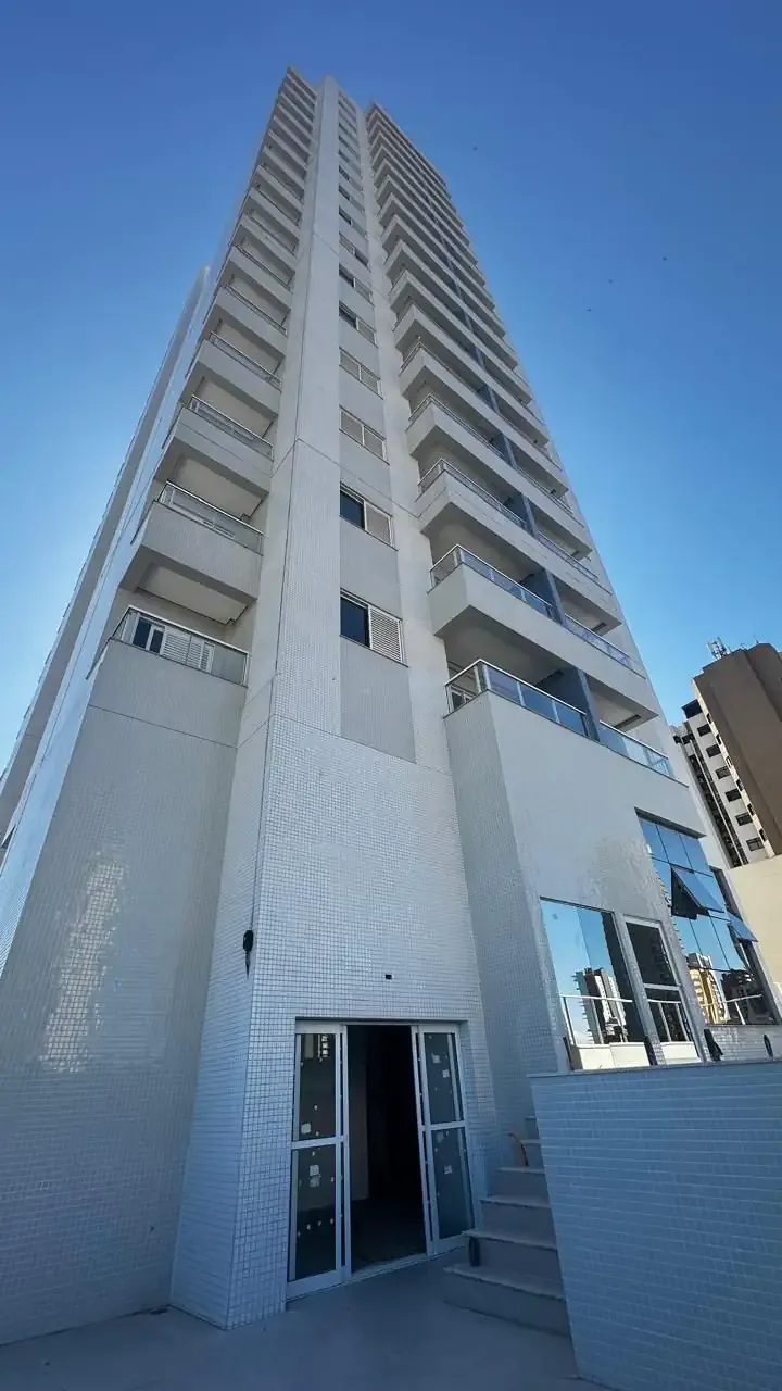 Apartamento à venda na Zona 01 em Maringá/PR