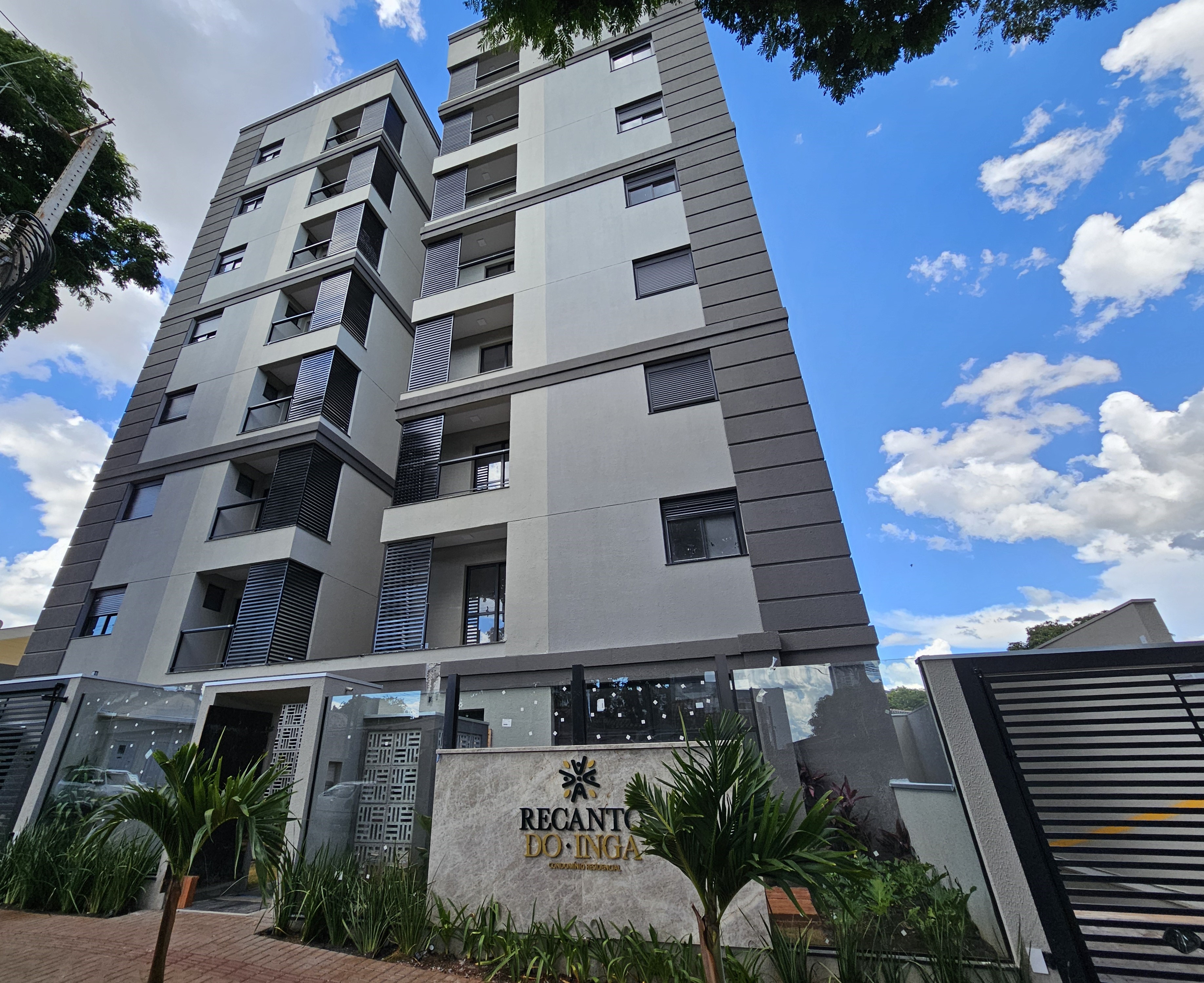 Excelente Apartamento no Zona 08 em Maringá PR