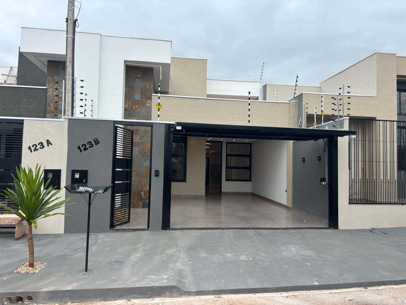 Casa à Venda 