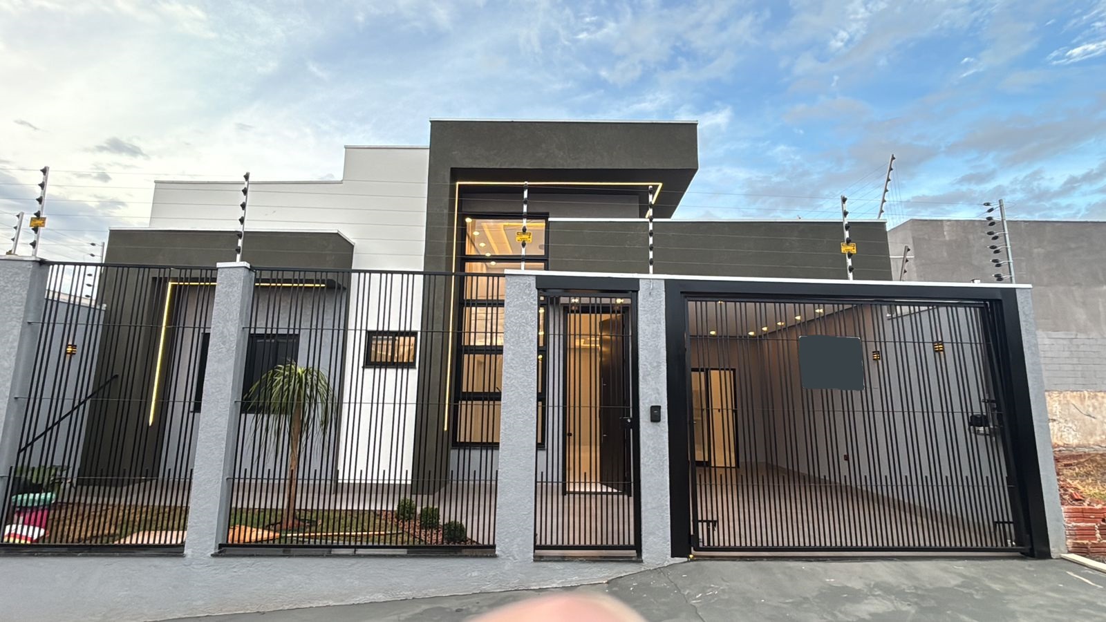 Casa à Venda 