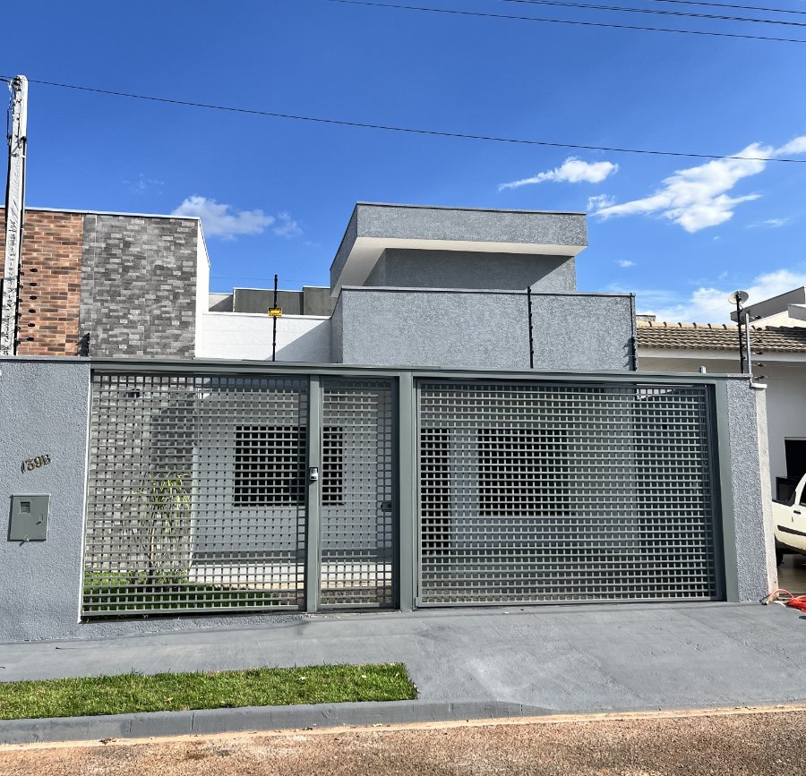 Charmosa Casa no Ecovalley Ecologic City em Sarandi PR
