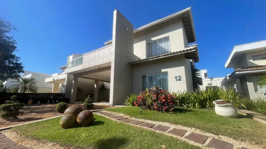 Casa em condomínio
