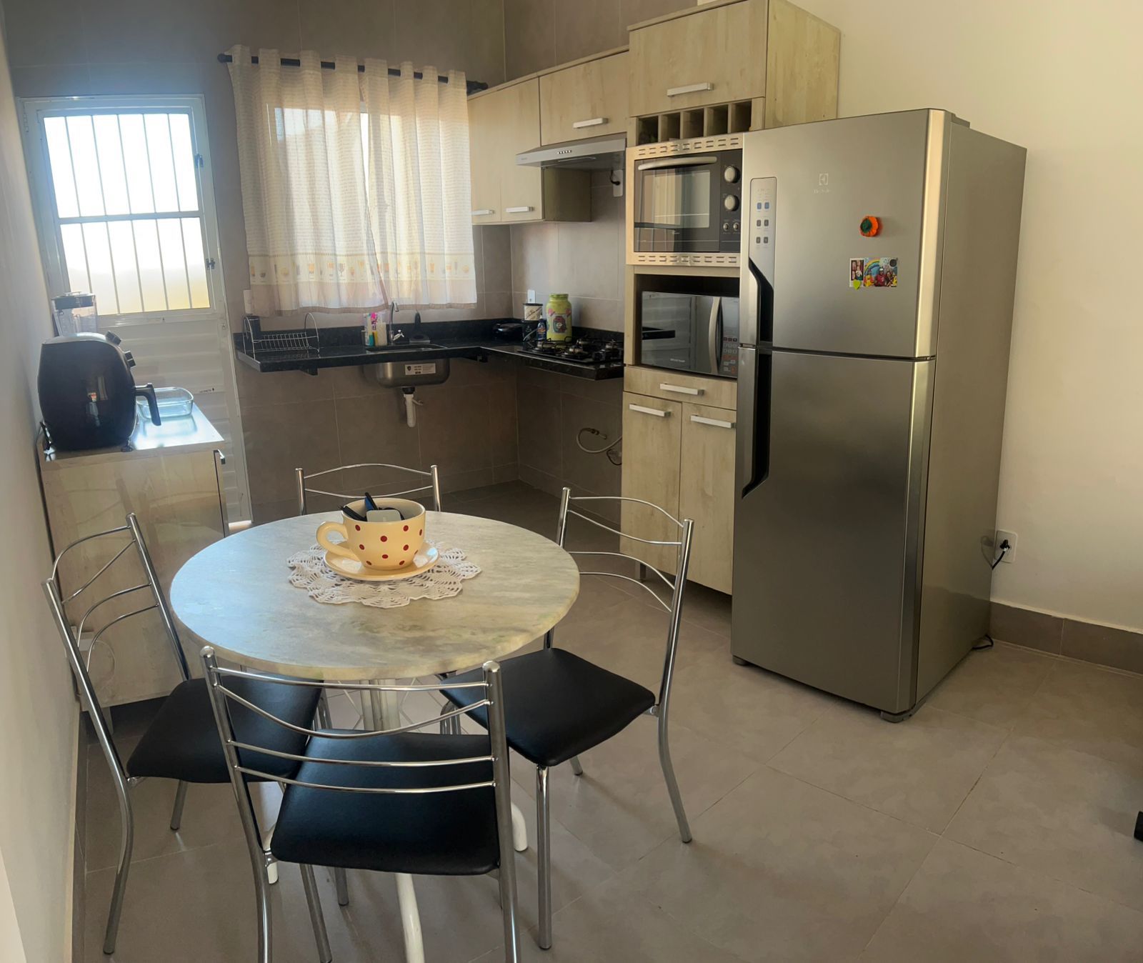 Casa em Condomínio com 2 dormitórios 