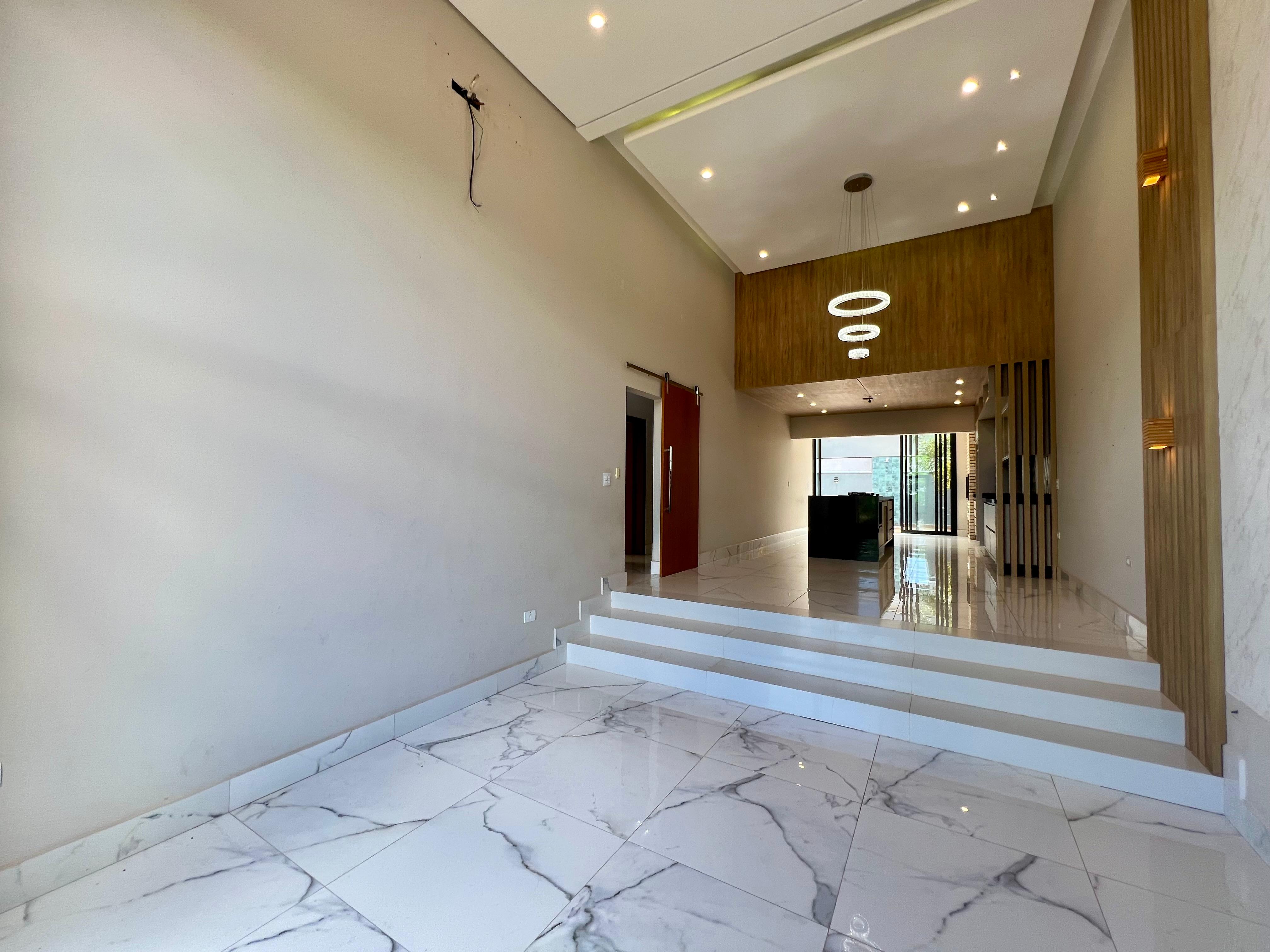 Casa Moderna com área de churrasco integrada em condomínio no Portal Ville Jardim Europa 