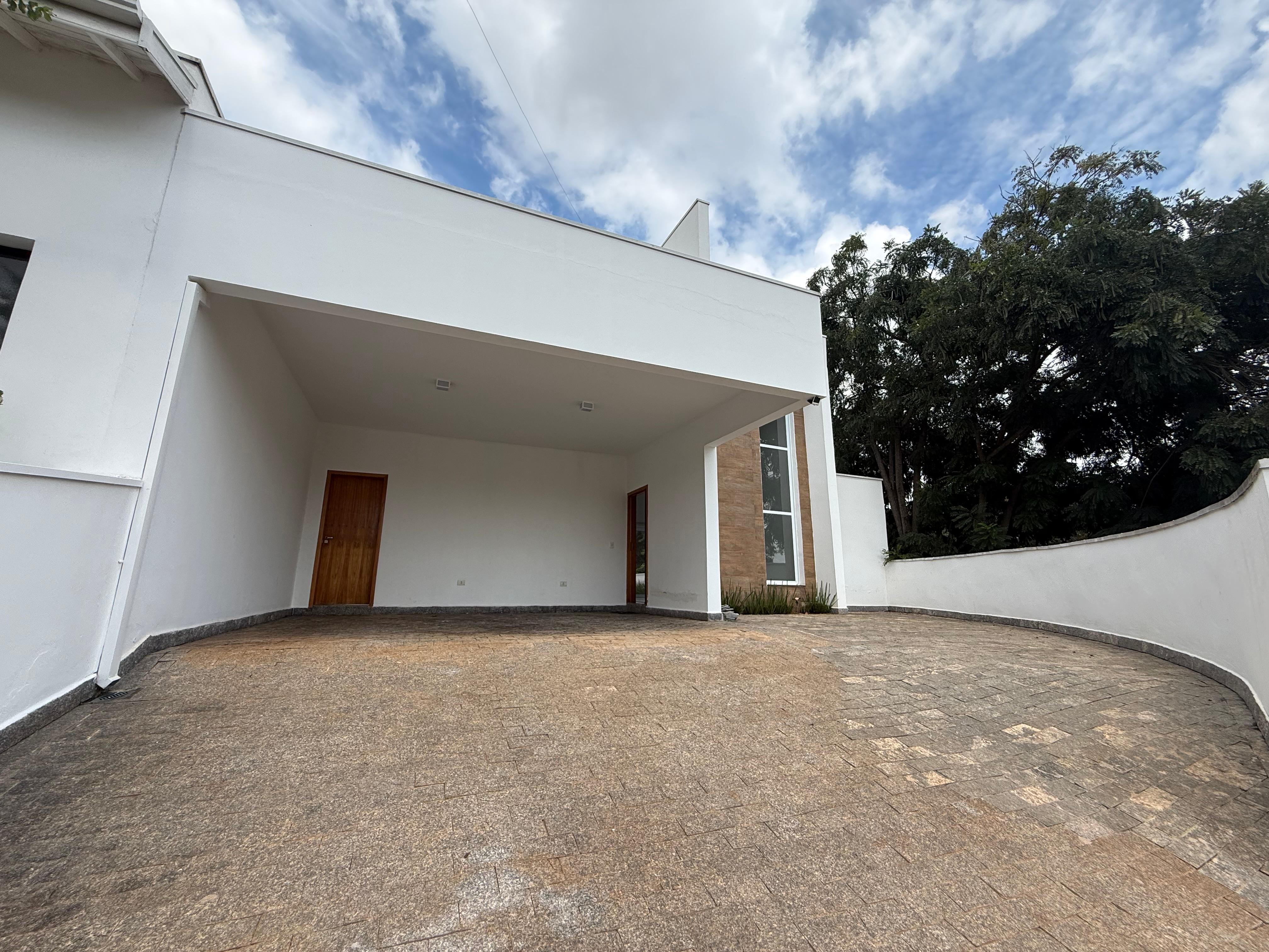 Charmosa Casa em condomínio no Vivendas do Parque em Boituva Novo