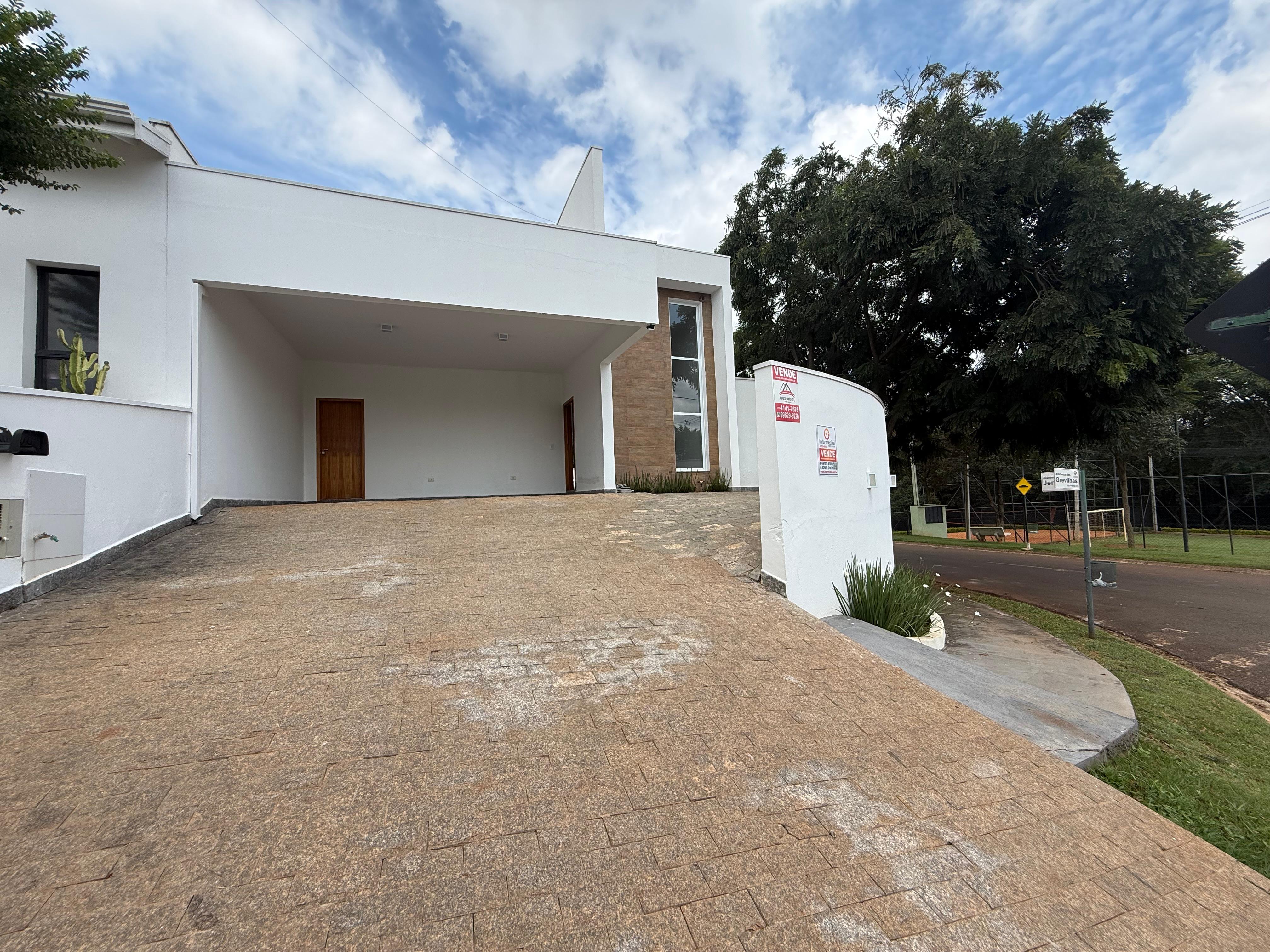 Charmosa Casa em condomínio no Vivendas do Parque em Boituva Novo