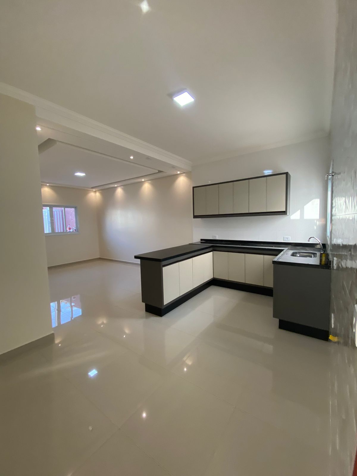 Excelente Apartamento em Condomínio no Portal Ville Azaléia em Boituva Novo