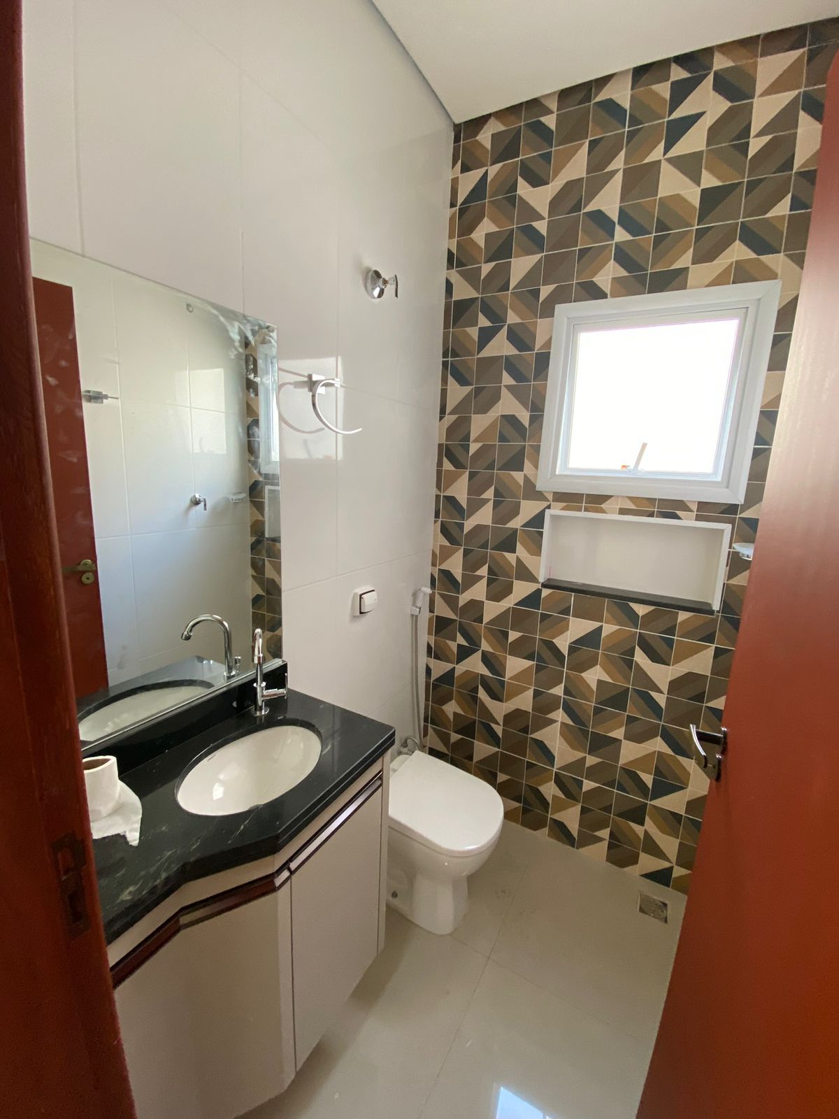 Excelente Apartamento em Condomínio no Portal Ville Azaléia em Boituva Novo