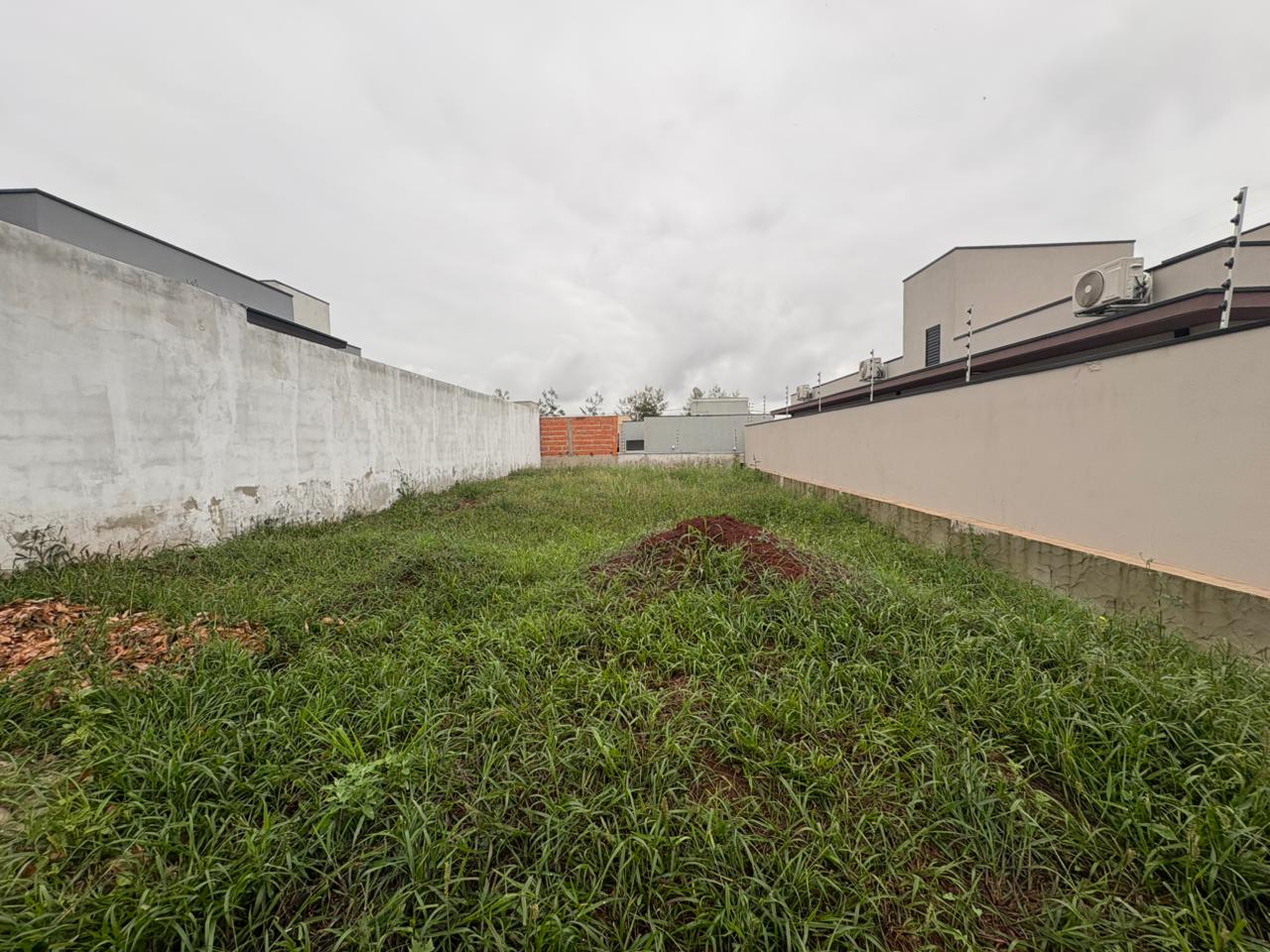 Terreno no Portal Ville Jardins em Boituva Novo