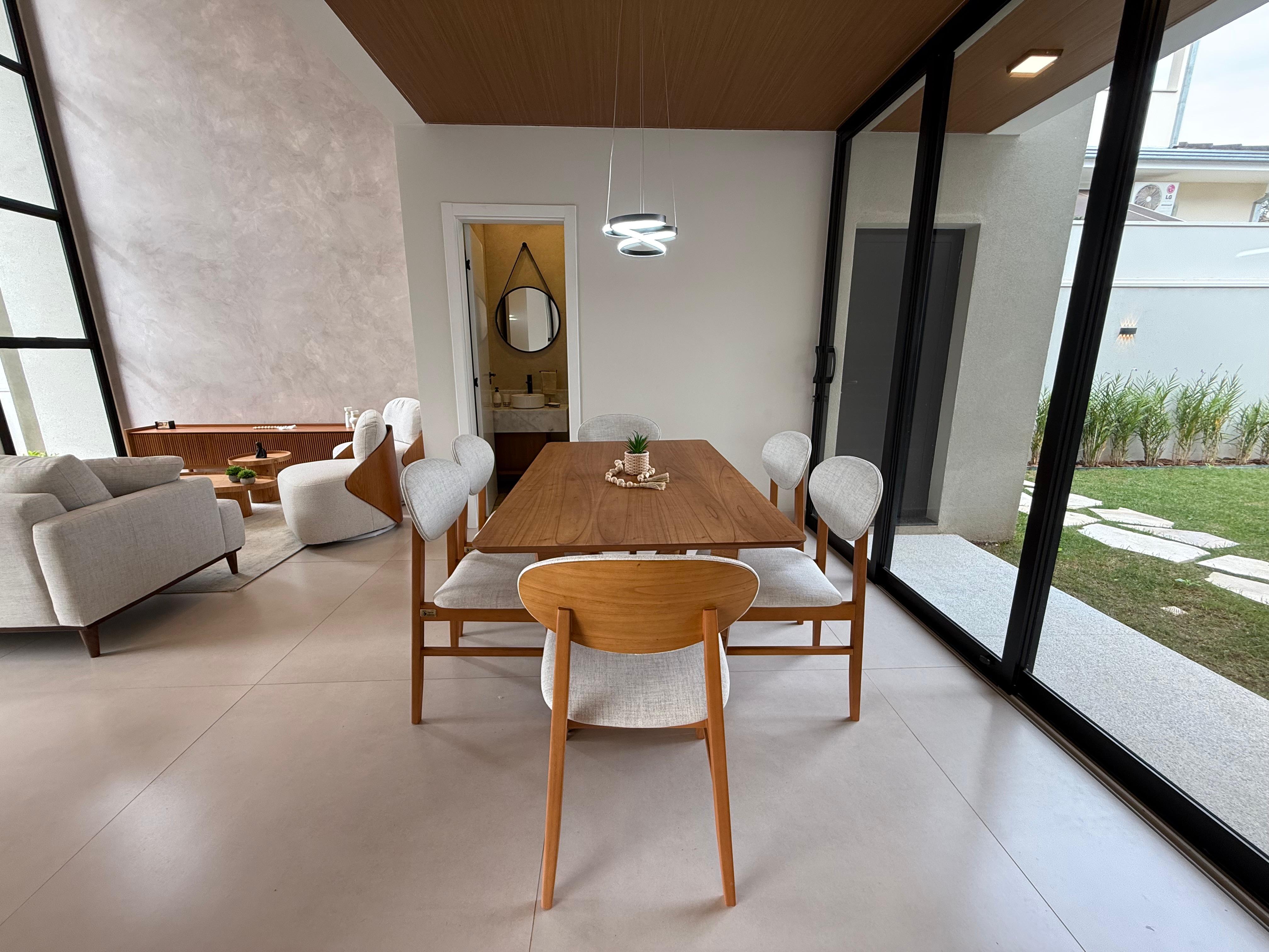 Casa em condomínio no Portal dos pássaros  em Boituva