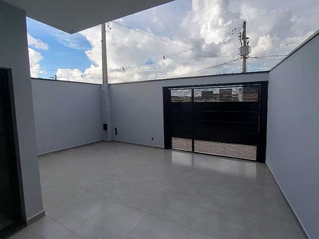 Terreno com Casa Nova à Venda no Campestre, Boituva - 2 Quartos e Suíte