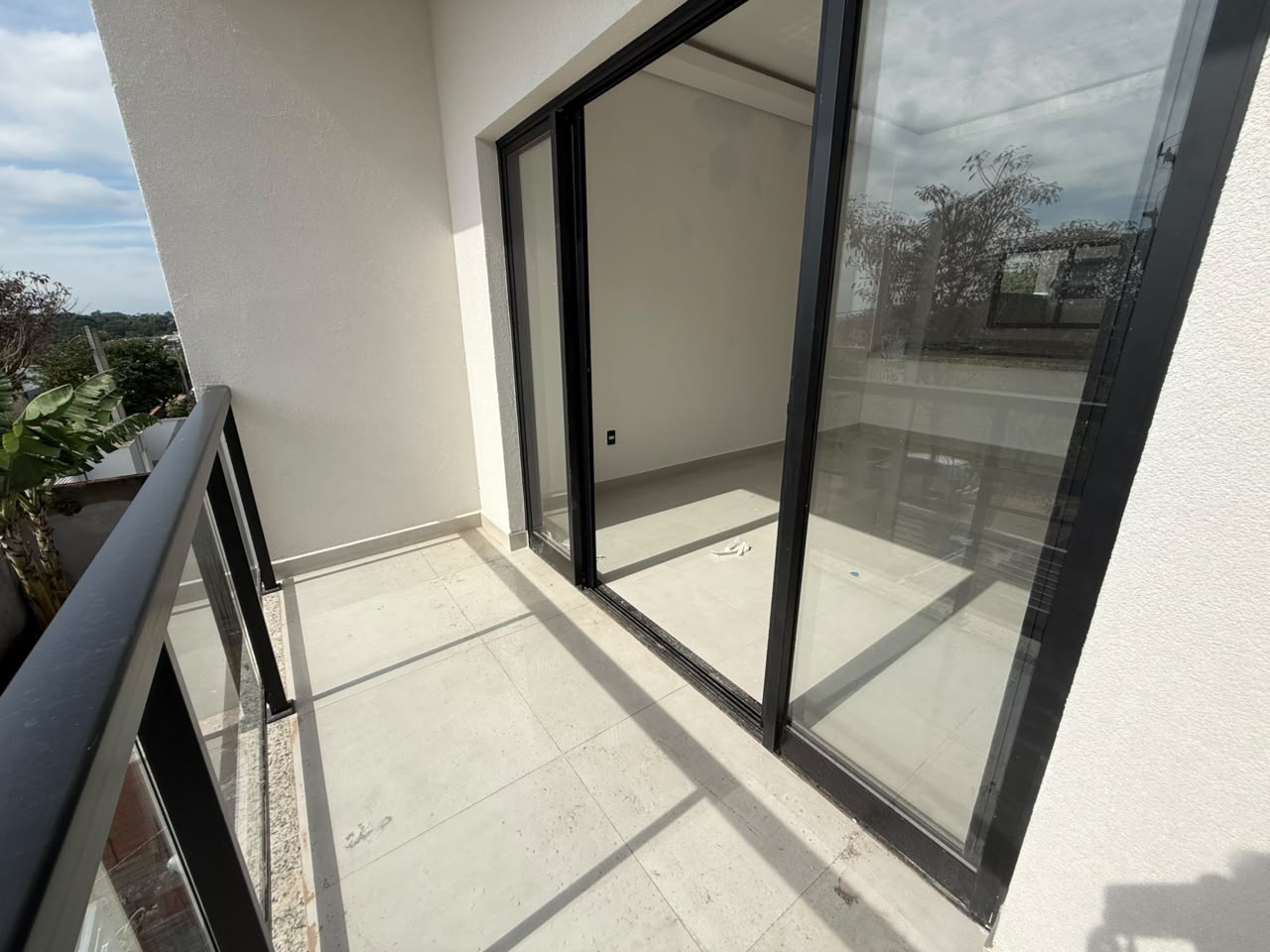 Excelente Apartamento no Portal Ville Azaleia  em Boituva